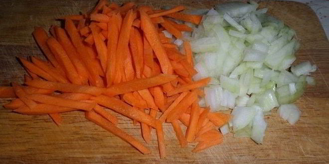 Рецепт рассольника с тунцом