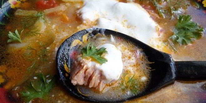 Рецепт рассольника с тунцом