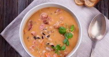 Рецепт Сытного рассольника с фасолью и беконом