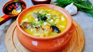 Рецепт Кислых щей с утиными потрошками и черносливом