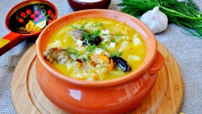 Рецепт кислых щей с утиными потрошками и черносливом