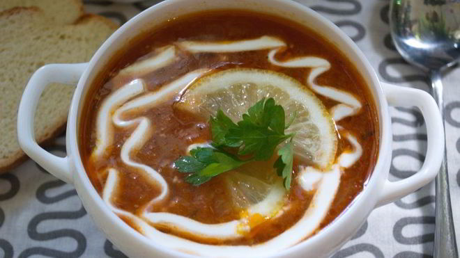 Рецепт домашней мясной солянки