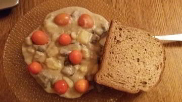 Рецепт Грибной солянки с картошкой и сметаной