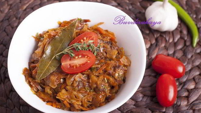 Рецепт капустной солянки с сосисками