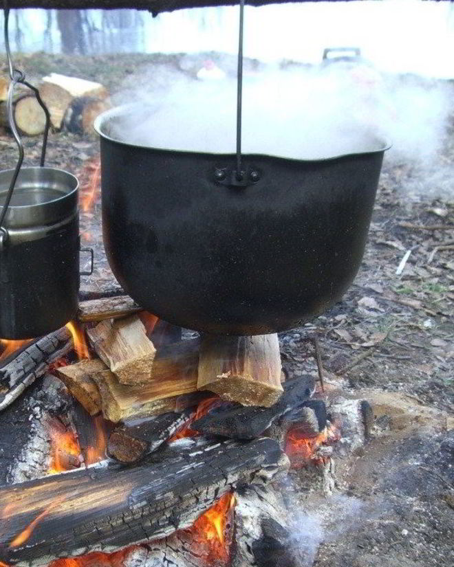 Рецепт солянки мясной с оливками
