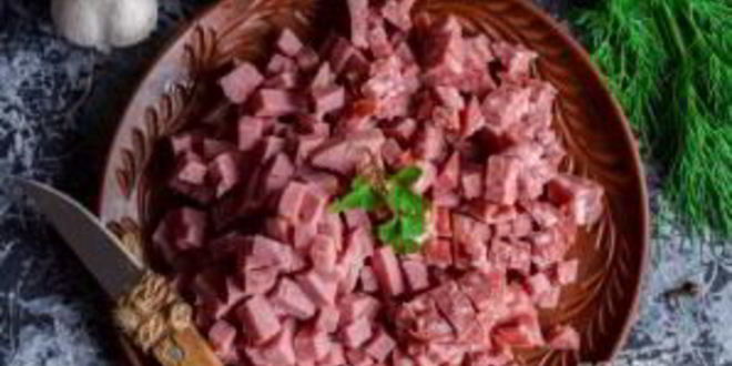 Рецепт солянки с колбасой и маслинами