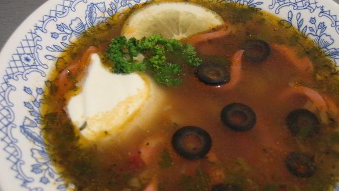 Рецепт солянки с сосиской и картошкой