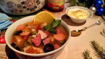 Рецепт Солянки сборной мясной по-домашнему