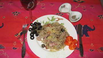 Рецепт Солянки тушеной свиной с вешенками