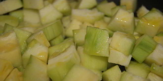 Рецепт супа-пюре из кабачка с копченостями нежный