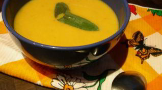 Рецепт Супа-пюре из тыквы с шалфеем и чили