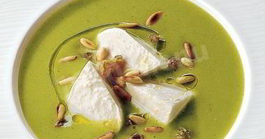 Рецепт Супа-пюре из эскарол с сыром Моцарелла