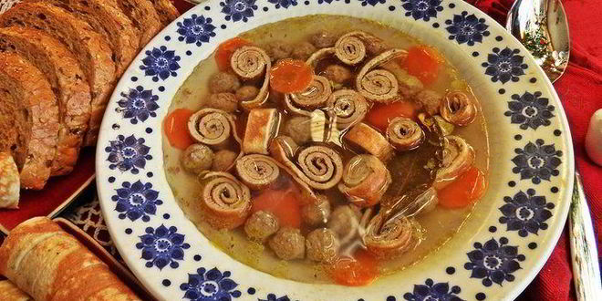 Рецепт Супа с фрикадельками и блинными роллами