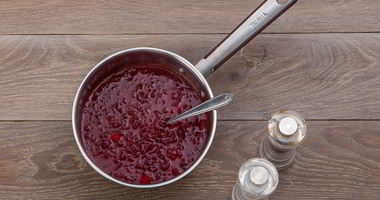 Рецепт Горячего свекольника со сметаной