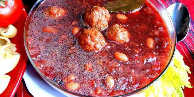 Рецепт латвийского свекольника с фрикадельками