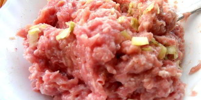 Рецепт латвийского свекольника с фрикадельками