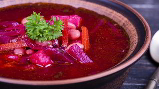 Рецепт Свекольника с фасолью, томатной пастой и болгарским перцем