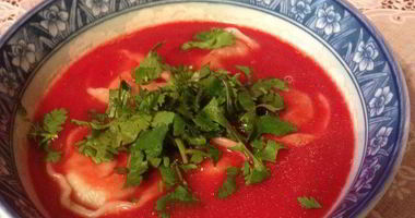 Рецепт Свекольника с грибными пельмешками