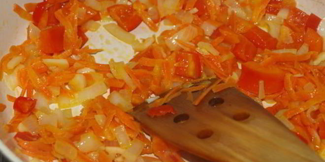 Рецепт острого сырного супа с йогуртом