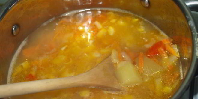 Рецепт острого сырного супа с йогуртом