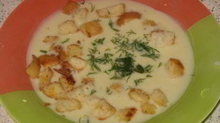 Рецепт Сливочно-сырного суп с чесночными сухариками
