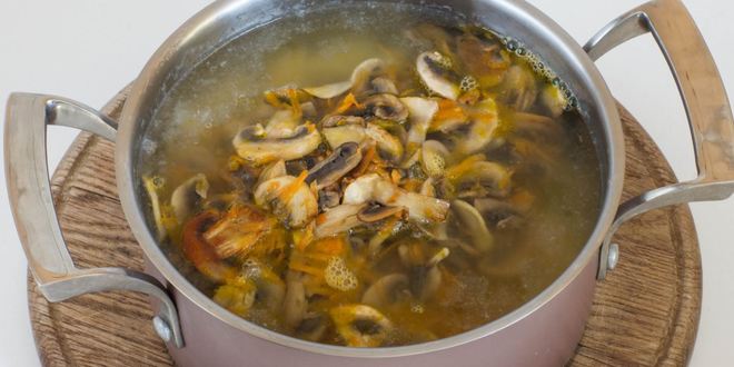 Рецепт сырного грибного супа из шампиньонов