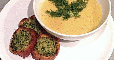 Рецепт Сырного крема-супа с сельдереем и крутонами