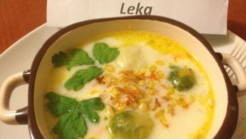 Рецепт Сырного супа с брюсельской капустой и клецками