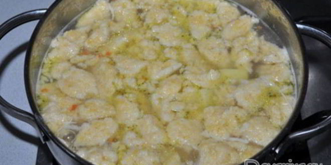 Рецепт сырного супа с кукурузными клецками