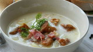 Рецепт Сырного супа с лисичками и беконом