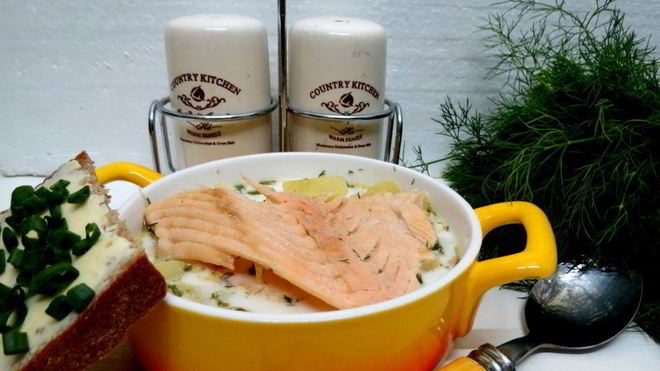 Рецепт ухи из семги со сливками