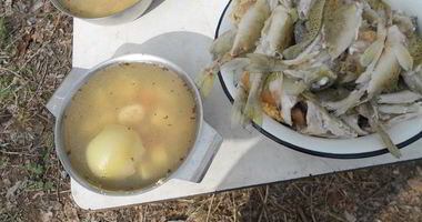 Рецепт Ухи Возле реки