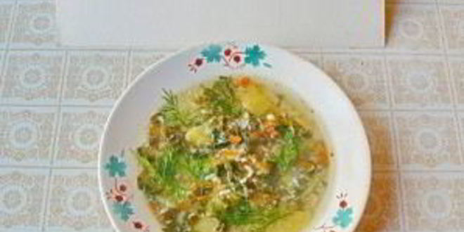 Рецепт весеннего зеленого супа со щавелем