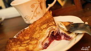 Рецепт Блинчиков с творогом и вишней