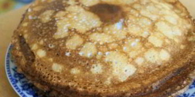 Рецепт блинчиков с творогом и вишней