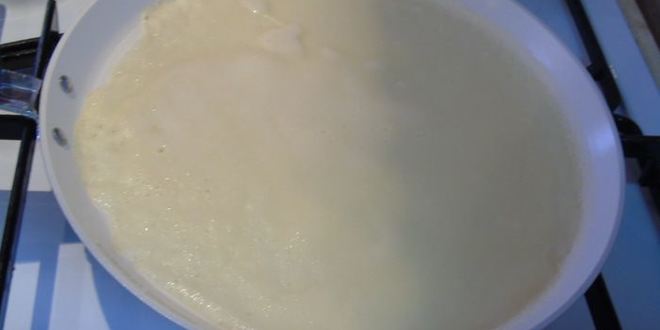 Рецепт блинов на двух видах молока