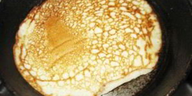 Рецепт блинов на кефире с кипятком