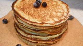 Рецепт Блинов на кефире с манкой