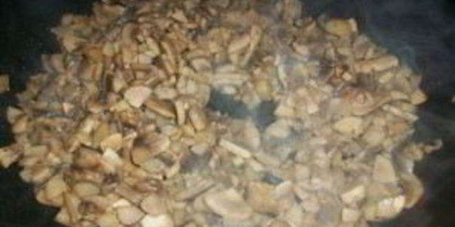 Рецепт блинов с мясом и грибами