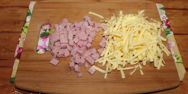 Рецепт блинов с ветчиной и сыром