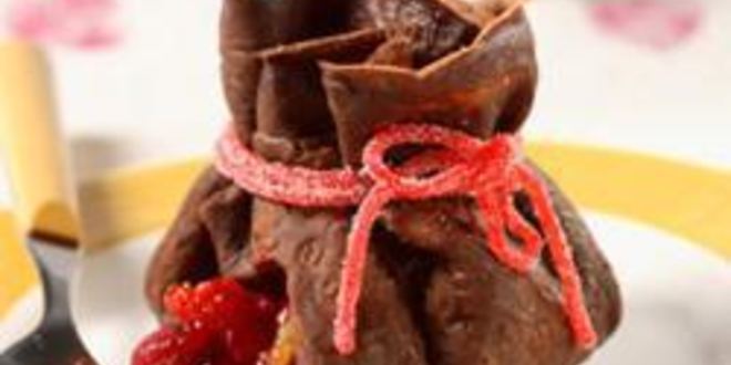 Рецепт Шоколадных блинчиков с фруктами