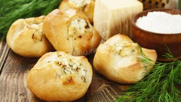 Рецепт Булочек с чесноком и зеленью