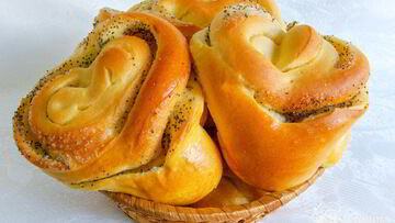 Рецепт булочек с изюмом