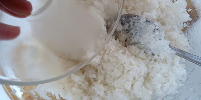 Рецепт булочек с кокосом и миндальным штрейзелем