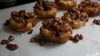 Рецепт Булочек с корицей, орехами и изюмом