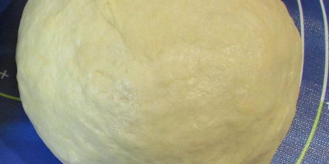 Рецепт булочек с листьями свеклы и свежим сыром