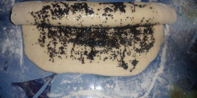 Рецепт булочек с маком и корицей