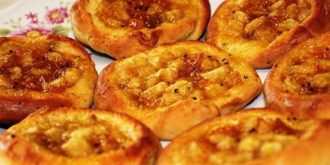 Рецепт Мятных ватрушек с дынным джемом