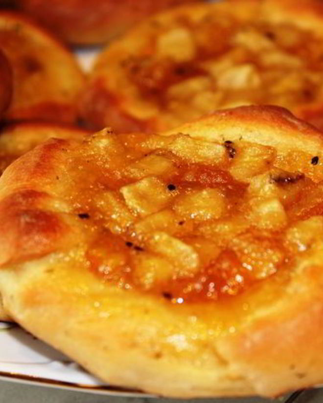 Рецепт мятных ватрушек с дынным джемом