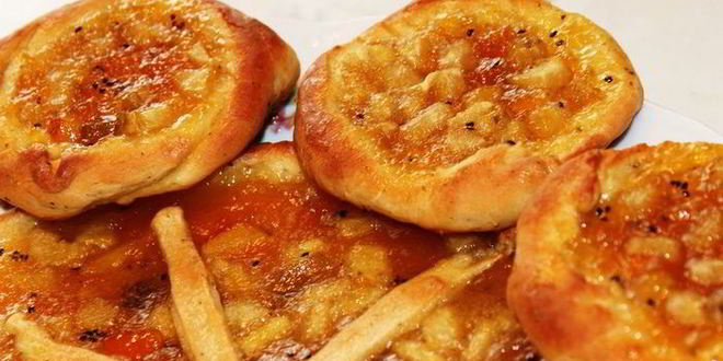 Рецепт мятных ватрушек с дынным джемом